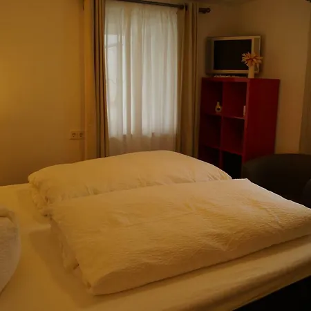 Traumhafte Ferienwohnung Mit Pool Steinen  Exterior photo