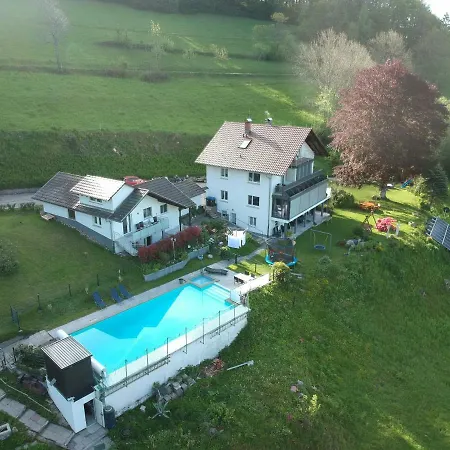 Traumhafte Ferienwohnung Mit Pool Steinen  Exterior photo